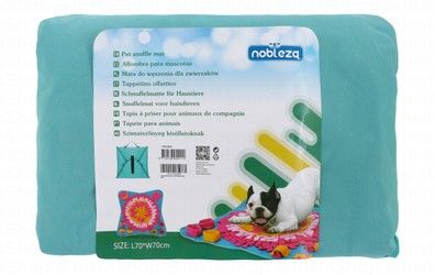 Nobleza Multicolored Dog Snuffle Mat